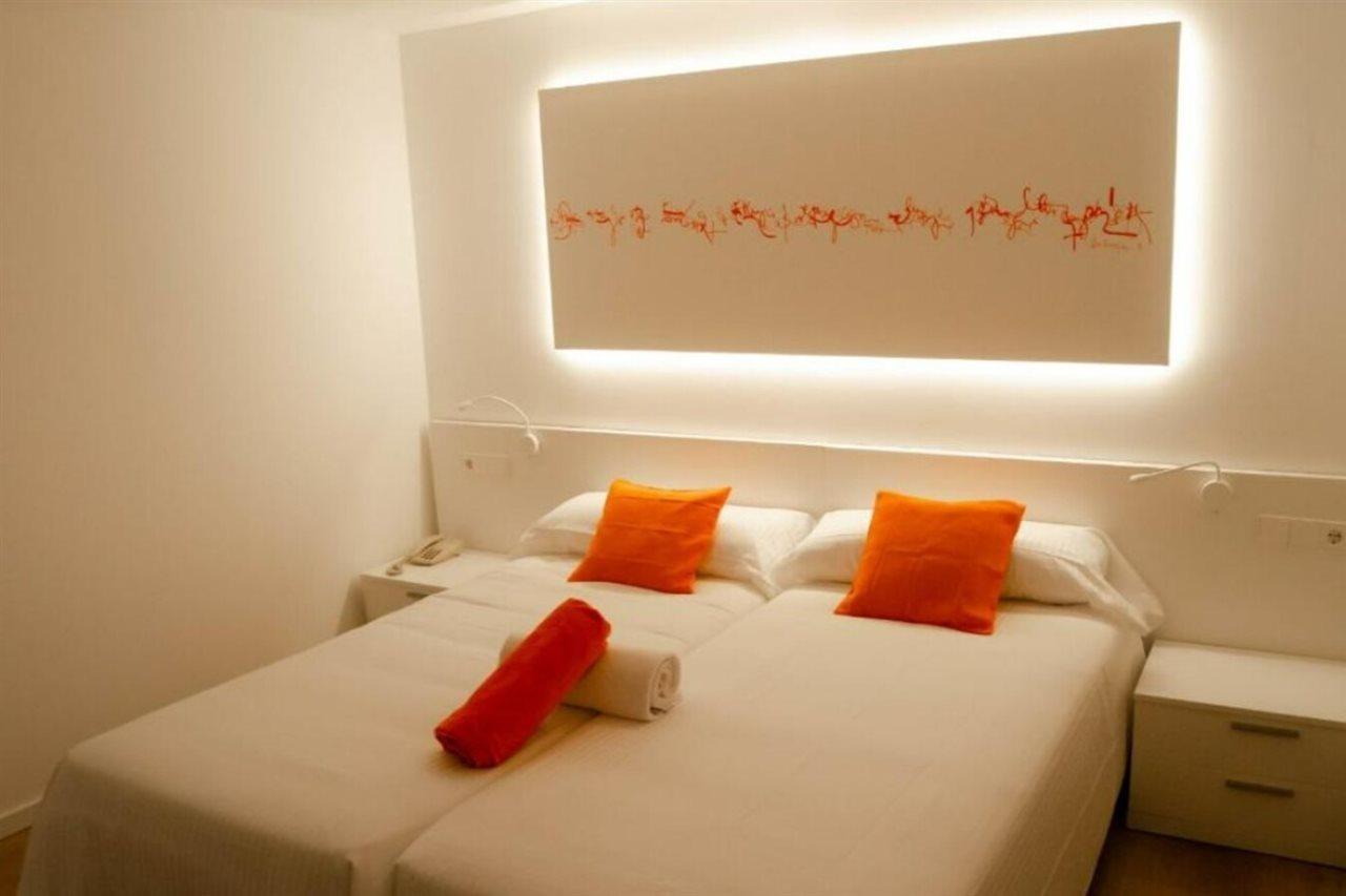Fergus Paraiso Beach - Adults Only Ibiza Bagian luar foto