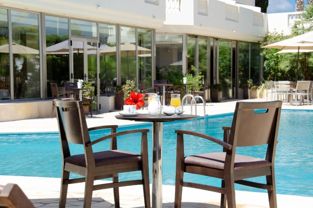 Fergus Paraiso Beach - Adults Only Ibiza Bagian luar foto