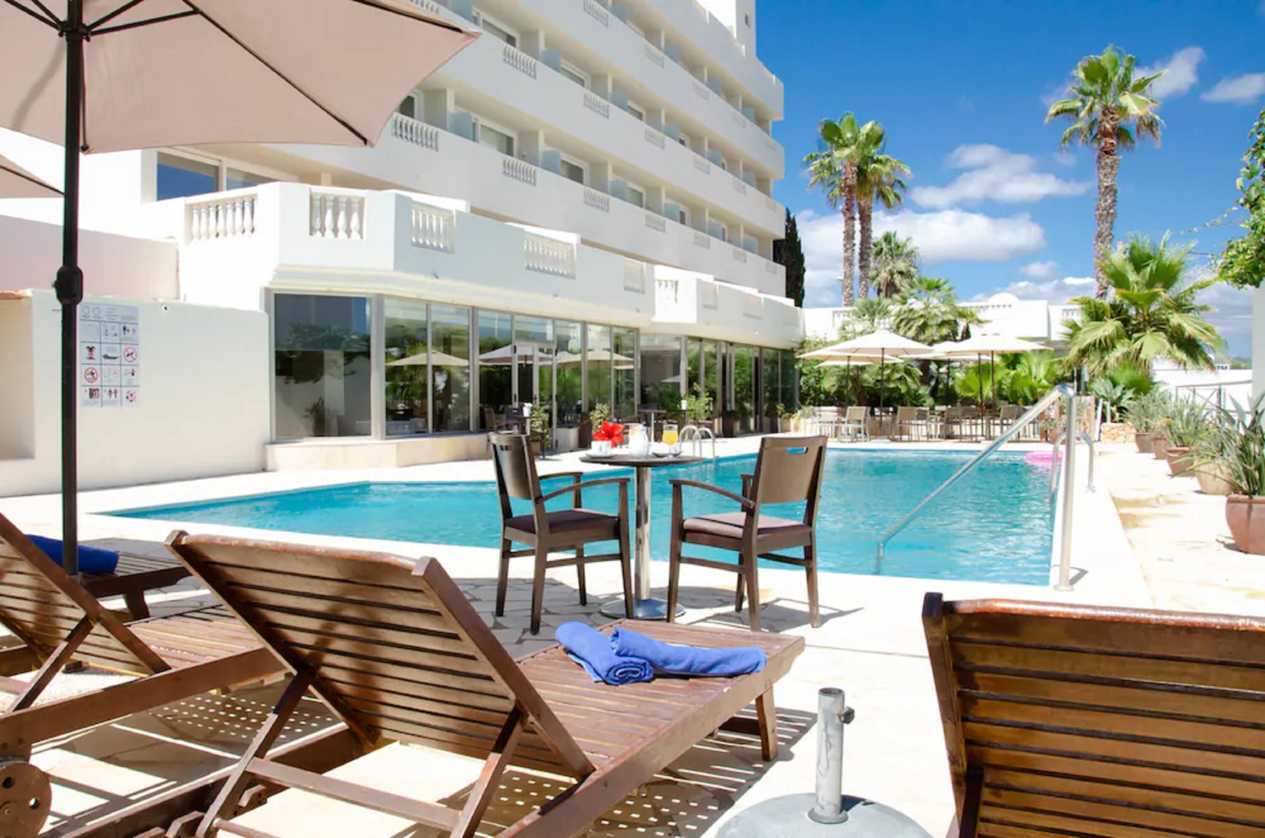 Fergus Paraiso Beach - Adults Only Ibiza Bagian luar foto